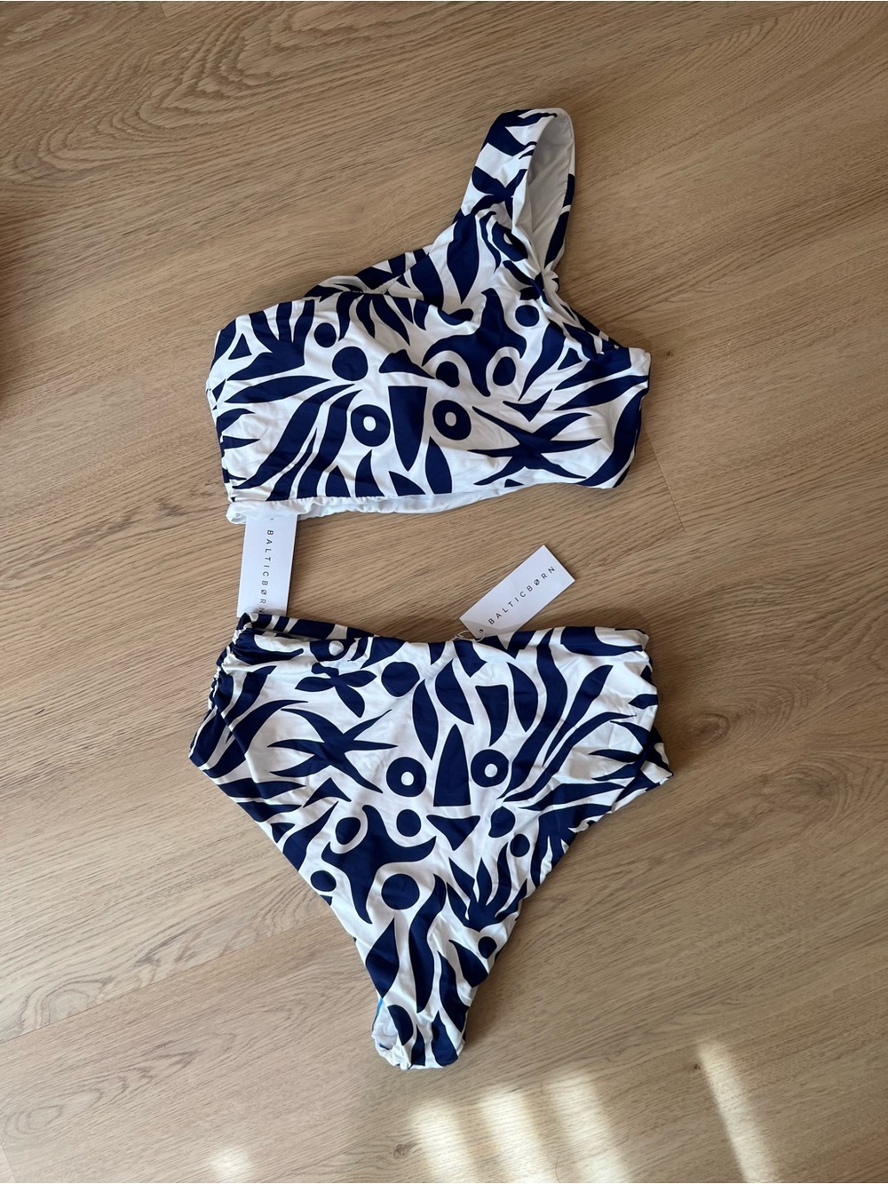 NWT - Baltic Born White & Navy One-Shoulder Bikini
